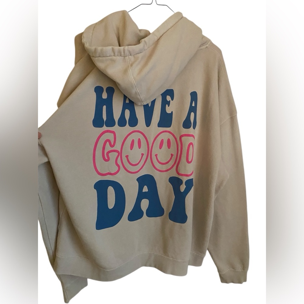 BOGO! Graphic Cream zip up hoodie 2x